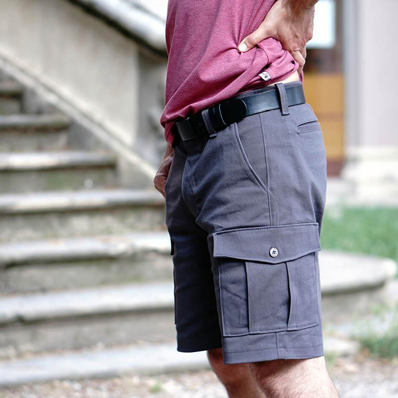 cargo shorts pockets
